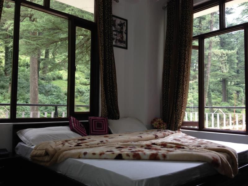 Oyo 1153 The Oak Valley Dharamshala Exterior photo