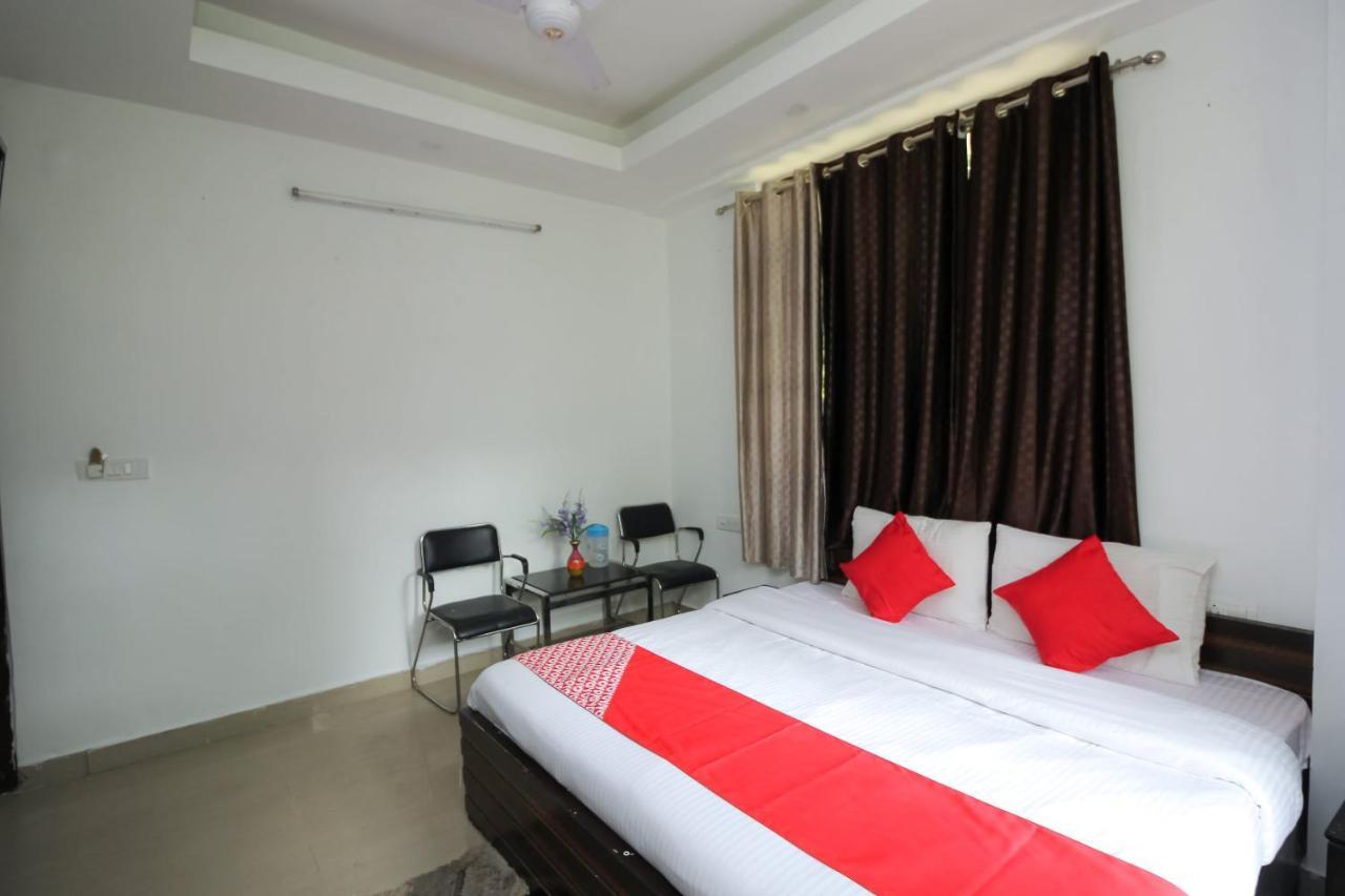 Oyo 1153 The Oak Valley Dharamshala Exterior photo